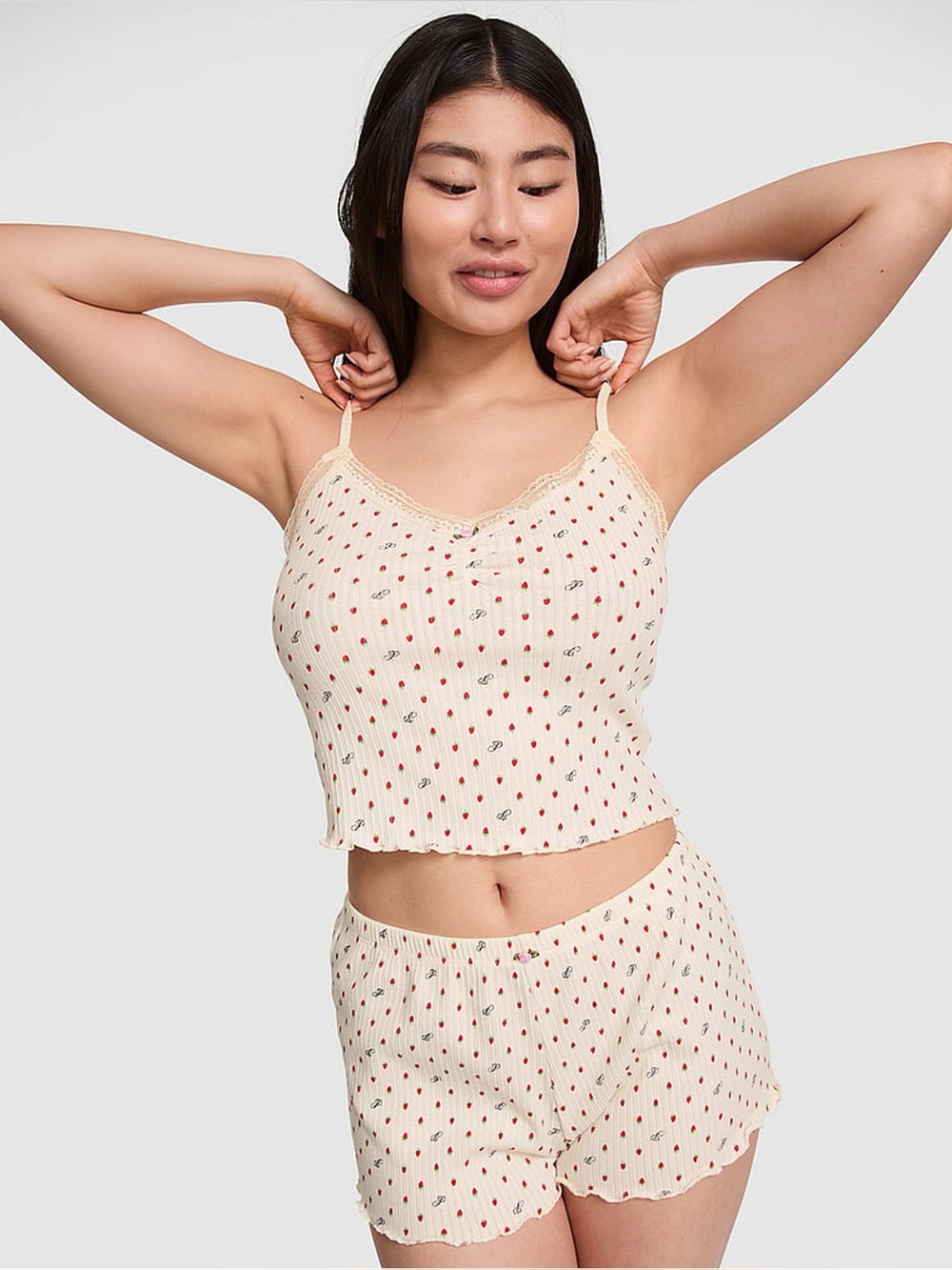 pink by victoria’s secret strawberry cream sleep set
